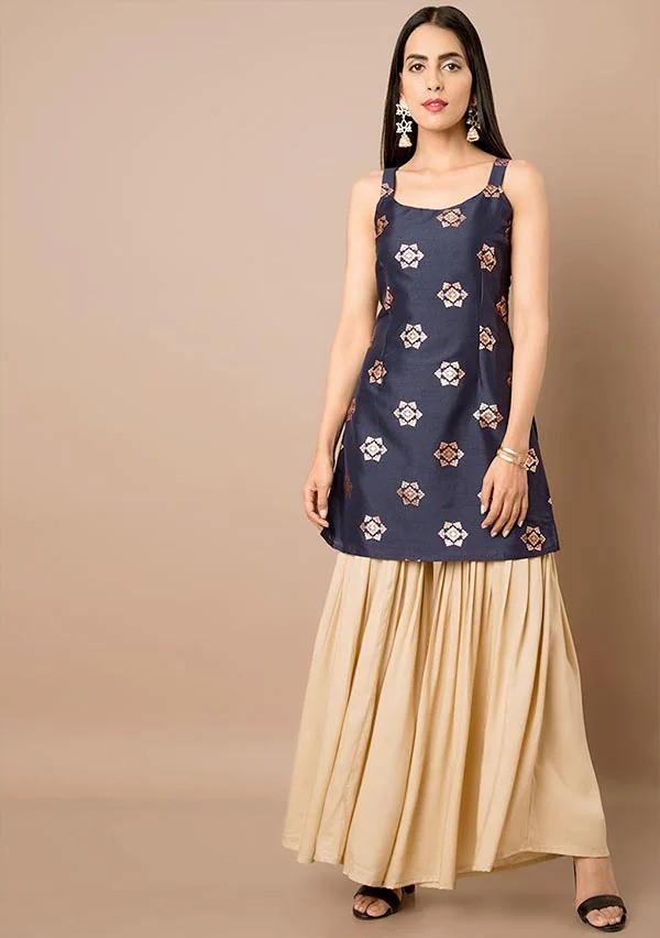 Kurti-is-paired-with-Sharara-Pants